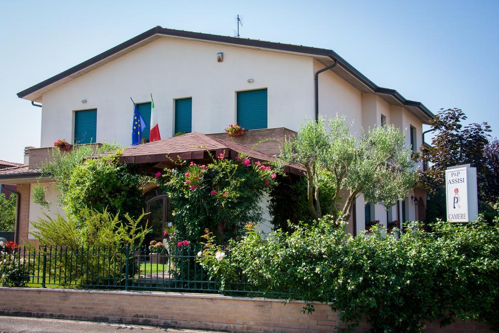 P&P Assisi Camere Bastia Umbra Exteriér fotografie